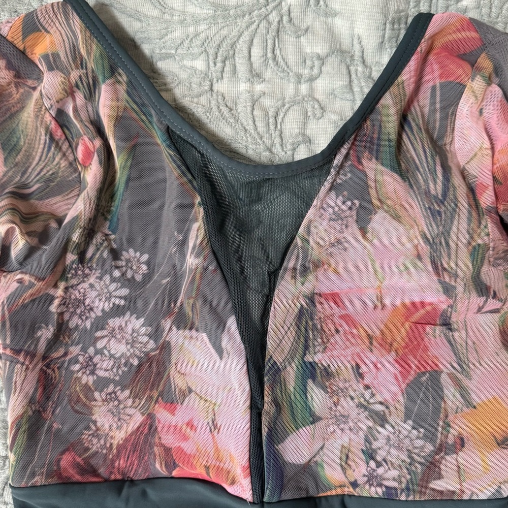Eleve Dancewear long sleeve mesh floral & hunter green ballet leotard sz S - Picture 3 of 11